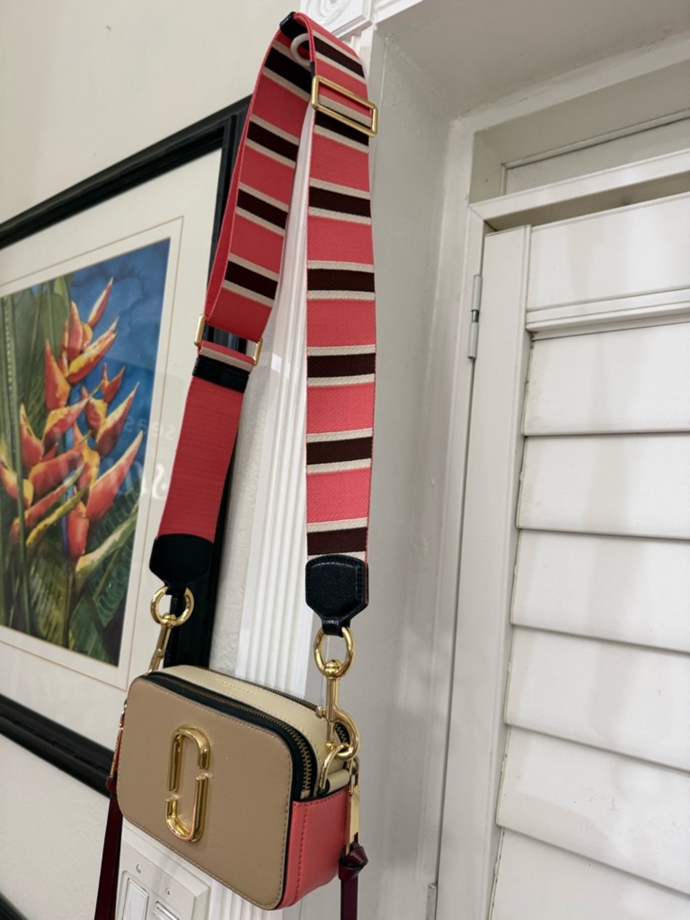 Marc Jacobs Micro Snapshot Beige Camera Crossbody with Pink-Striped Strap, EUC. - Picture 13 of 16